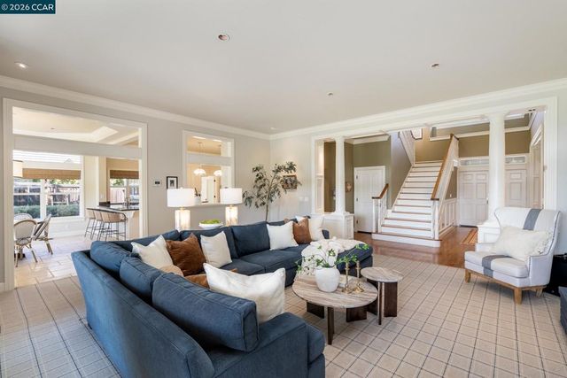 11 Hunters Ter, Danville, CA 94506