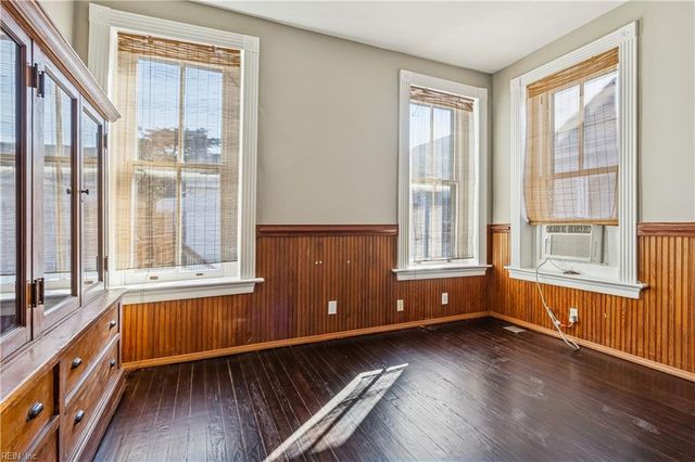 419 Court ST, Portsmouth, VA 23704