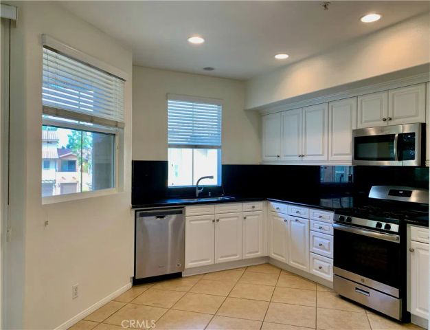 131 Stepping Stone, Irvine, CA 92603
