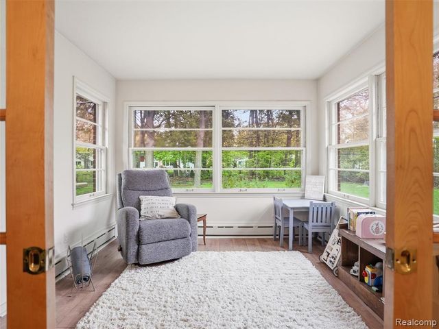 20600 Elizabeth Street, Saint Clair Shores, MI 48080