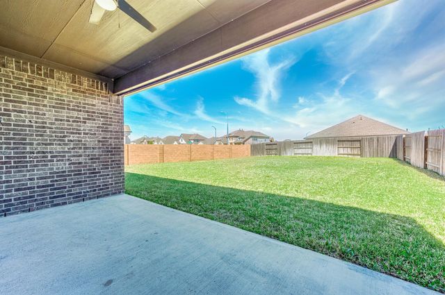 32322 Dusted Bronze Drive, Brookshire, TX 77423
