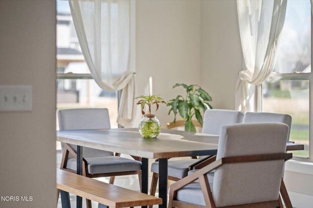 5635 Waterville Monclova Road, Monclova, OH 43542