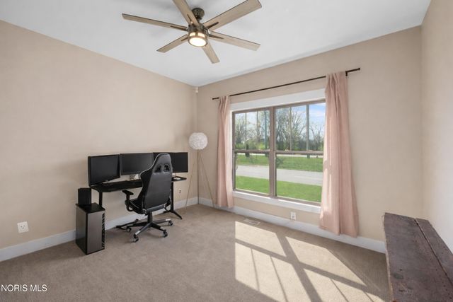 5635 Waterville Monclova Road, Monclova, OH 43542