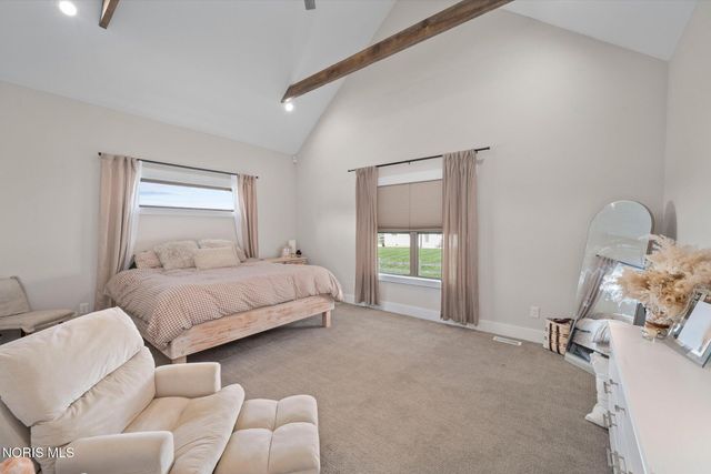 5635 Waterville Monclova Road, Monclova, OH 43542