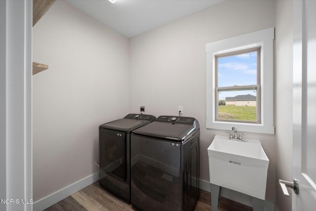 5635 Waterville Monclova Road, Monclova, OH 43542