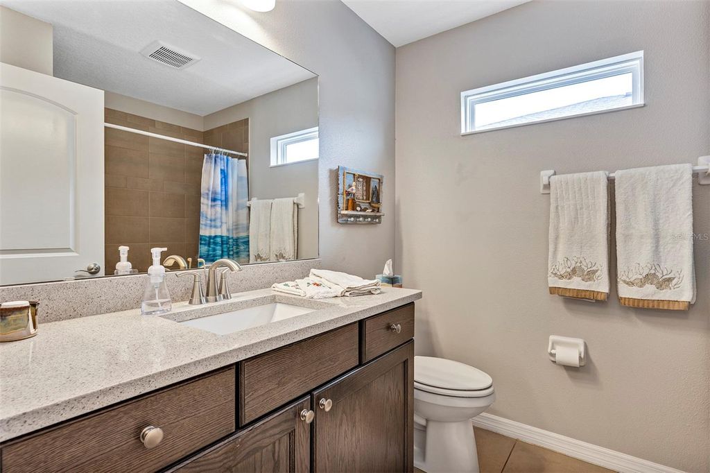 Image 14 of property listing at 3722 ARLINGTON RIDGE BOULEVARD, Leesburg, FL 34748