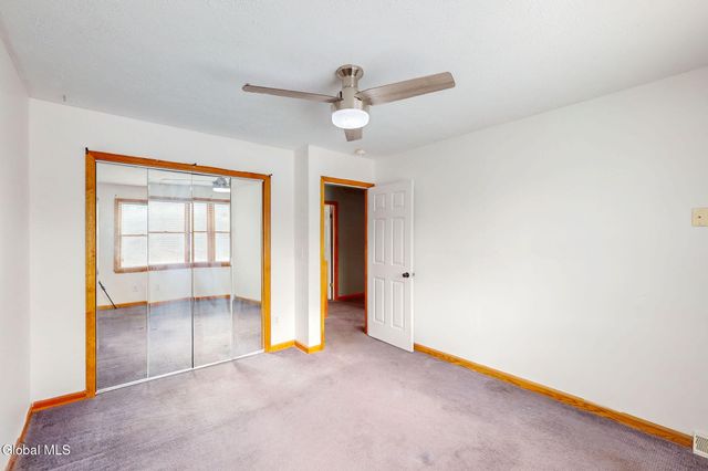 7 Theresa Ann Court, Colonie, NY 12205