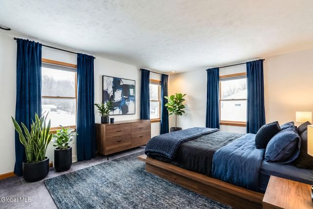 7 Theresa Ann Court, Colonie, NY 12205