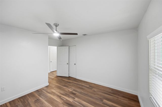 5525 Goodman Avenue, Fort Worth, TX 76107