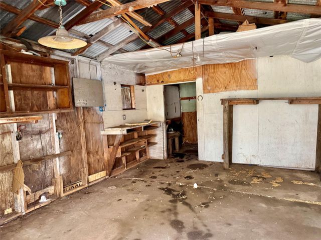310 Center Street, Pasadena, TX 77506