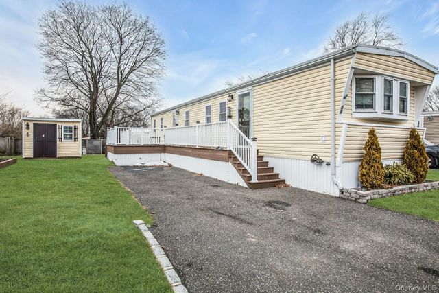 58 Valley Forge Drive, Bohemia, NY 11716