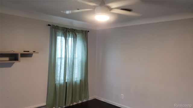 4116 Syracuse Street, Dearborn Heights, MI 48125