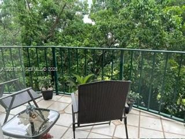 9320 Fontainebleau Blvd 515, Miami, FL 33172
