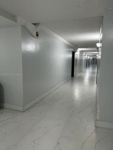 9320 Fontainebleau Blvd 515, Miami, FL 33172