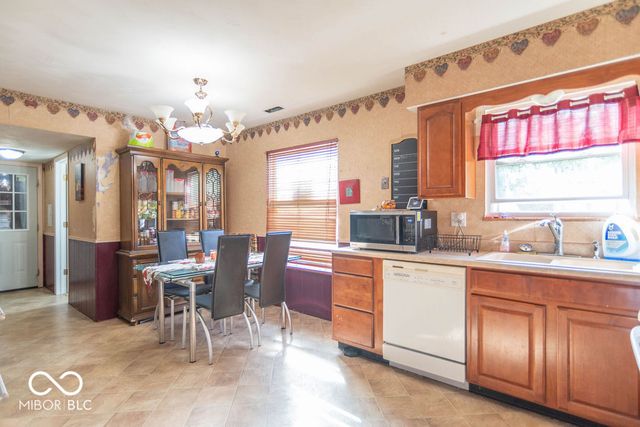 5301 Gambel Road, Indianapolis, IN 46221