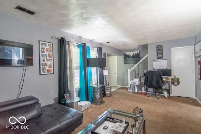 5301 Gambel Road, Indianapolis, IN 46221