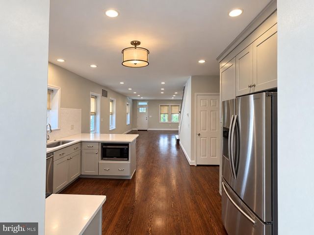 192 MEREDITH AVE, Bryn Mawr, PA 19010