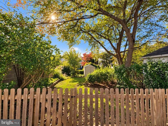 192 MEREDITH AVE, Bryn Mawr, PA 19010