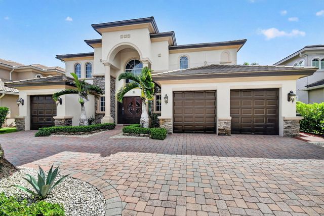 718 Edgebrook Lane, West Palm Beach, FL 33411
