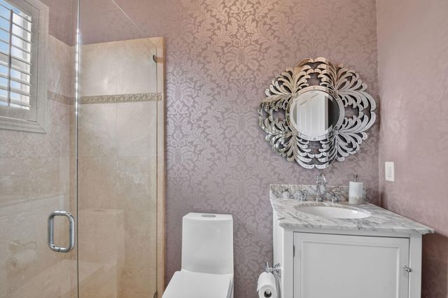 718 Edgebrook Lane, West Palm Beach, FL 33411