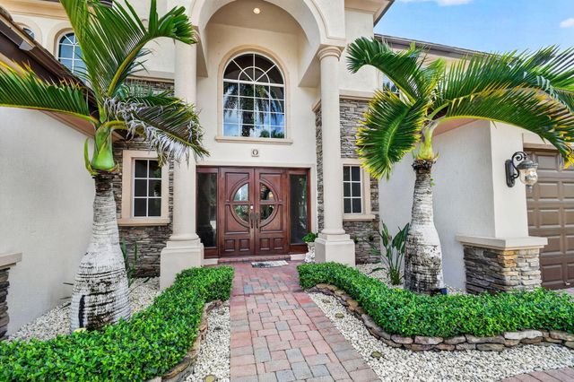 718 Edgebrook Lane, West Palm Beach, FL 33411