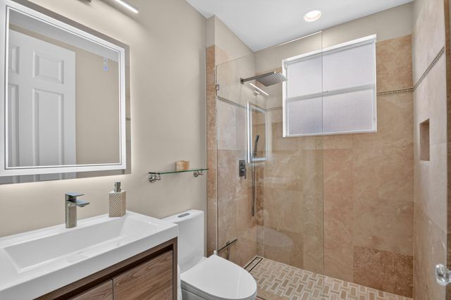 718 Edgebrook Lane, West Palm Beach, FL 33411