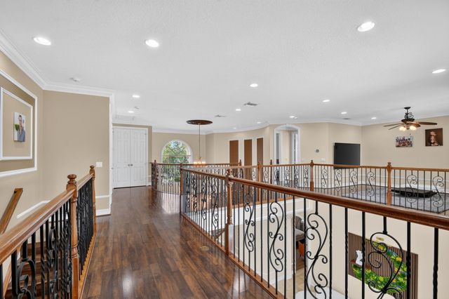 718 Edgebrook Lane, West Palm Beach, FL 33411