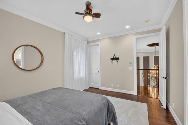 718 Edgebrook Lane, West Palm Beach, FL 33411