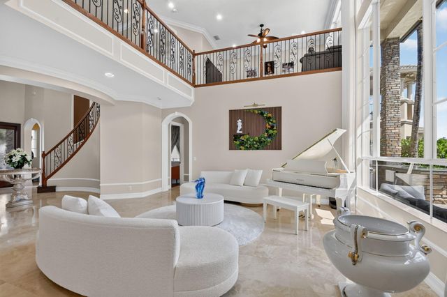 718 Edgebrook Lane, West Palm Beach, FL 33411