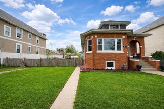 816 S 14th Avenue, Maywood, IL 60153