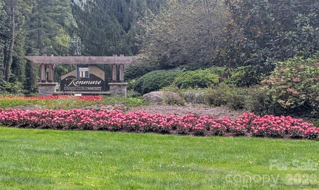 101 Scenic Drive 74, Flat Rock, NC 28731