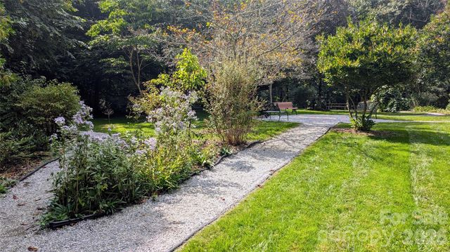 101 Scenic Drive 74, Flat Rock, NC 28731