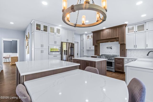 10609 Elder Ln, Prospect, KY 40059