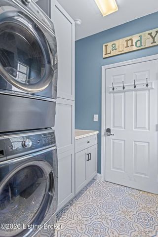 10609 Elder Ln, Prospect, KY 40059