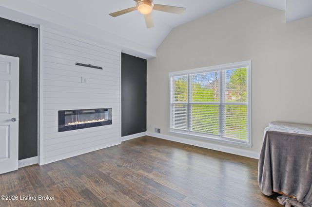 10609 Elder Ln, Prospect, KY 40059