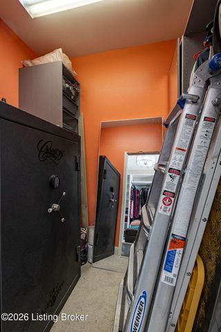 10609 Elder Ln, Prospect, KY 40059