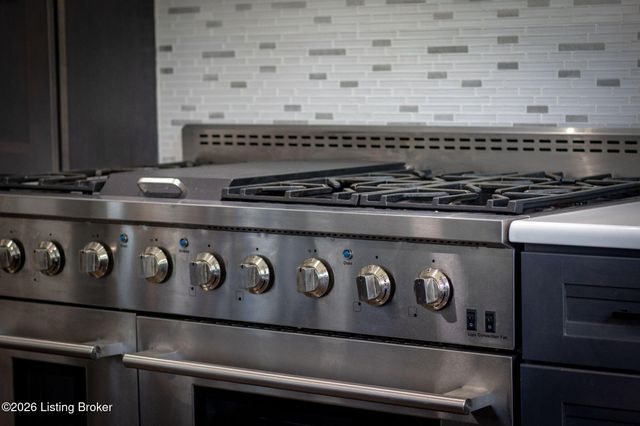 10609 Elder Ln, Prospect, KY 40059