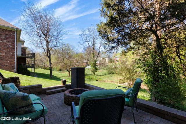 10609 Elder Ln, Prospect, KY 40059