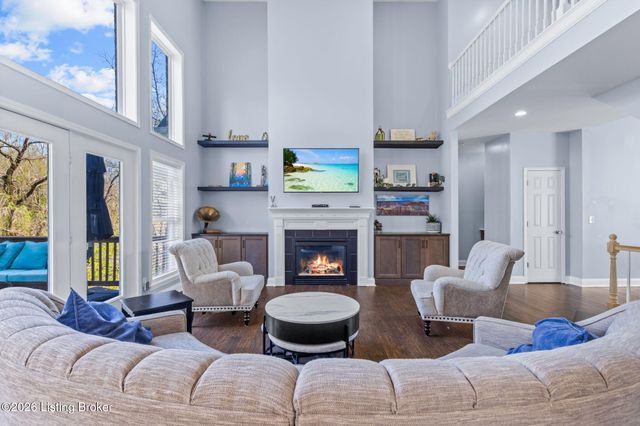 10609 Elder Ln, Prospect, KY 40059