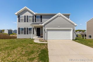 467 Oak View Drive, Middleville Vlg, MI 49333