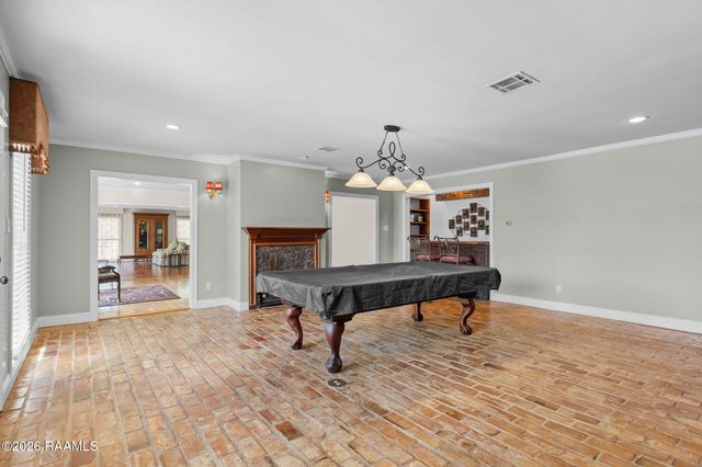 121 Beverly Drive, Lafayette, LA 70503