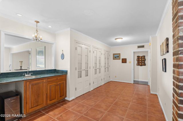 121 Beverly Drive, Lafayette, LA 70503