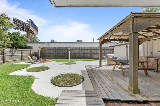 121 Beverly Drive, Lafayette, LA 70503