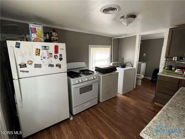 1457 Ingomar Avenue, Toledo, OH 43609