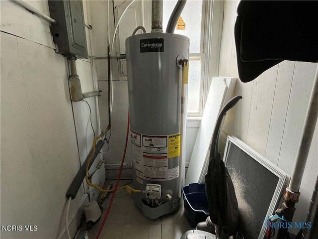 1457 Ingomar Avenue, Toledo, OH 43609