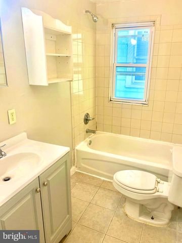 20 PARK LN, Hamilton, NJ 08609