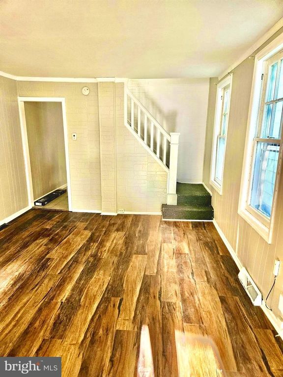 20 PARK LN, Hamilton, NJ 08609