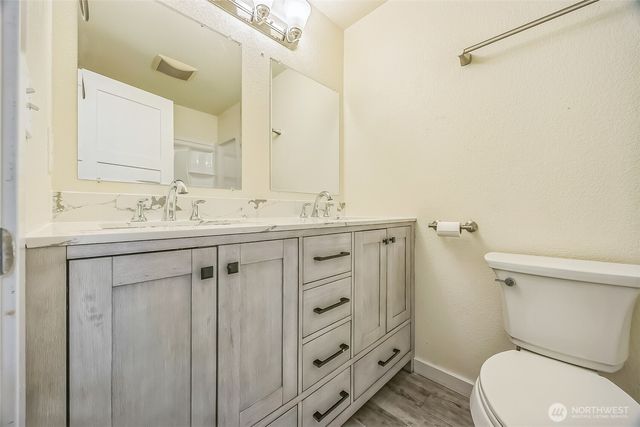 1227 Mary Lou Street SE, Lacey, WA 98503
