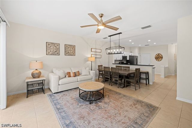 16007 Caldera LN 66, Naples, FL 34110