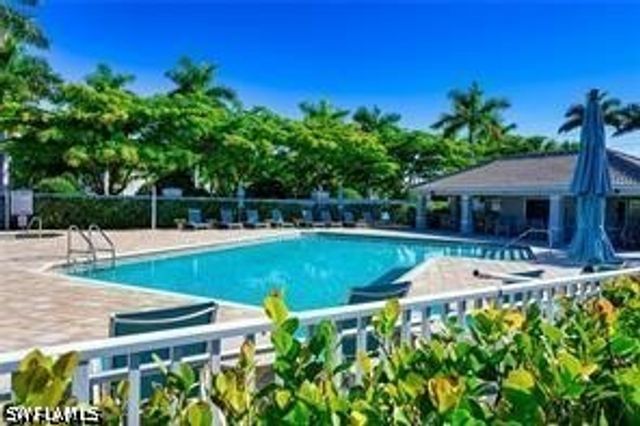 16007 Caldera LN 66, Naples, FL 34110